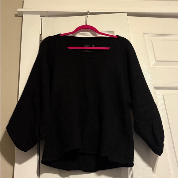 Saks Faith Avenue Elegant Black cashmere sweater - Picture 3 of 3